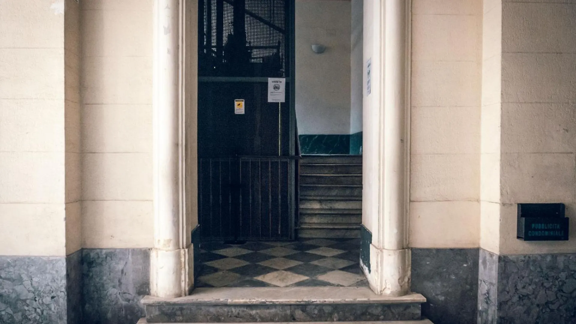 Civico 18 & Manzoni House Lägenhet Catania